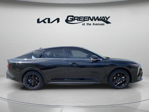 2025 Kia K4 GT-Line Turbo