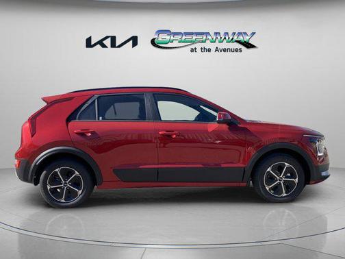 2025 Kia Niro EX