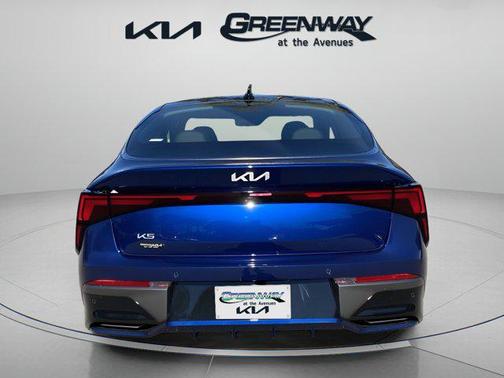 2025 Kia K5 EX