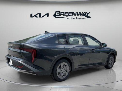 2025 Kia K4 LX
