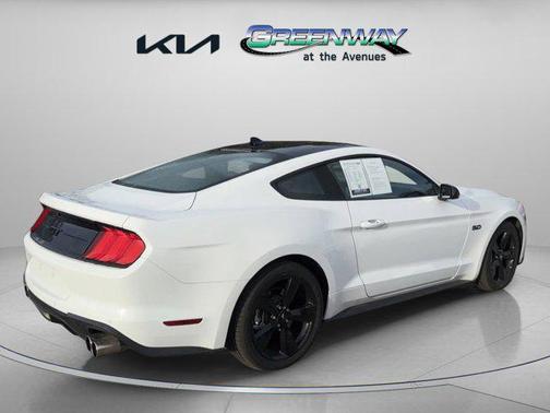 2022 Ford Mustang GT Premium