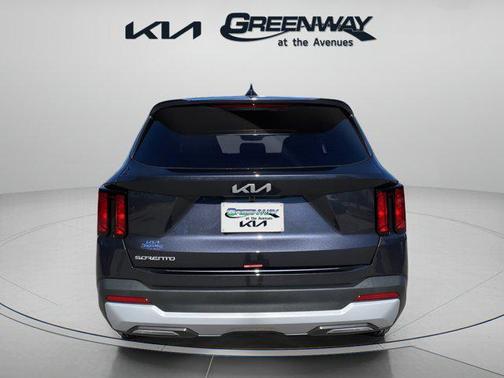 2025 Kia Sorento LX
