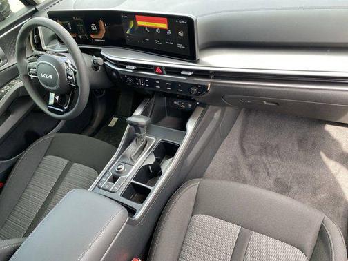 2025 Kia Sorento LX