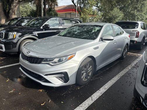 2020 Kia Optima LX