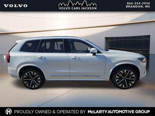 Crystal White Pearl 2026 Volvo XC90 Plus, B6 AWD Gas (mild hybrid), Gasoline, Bright, 7 Seats