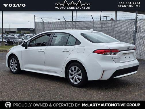 White 2022 Toyota Corolla LE