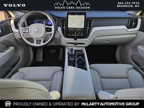 Crystal White Metallic 2026 Volvo XC60 B5 Ultra