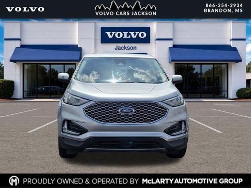 Silver Metallic 2023 Ford Edge SEL