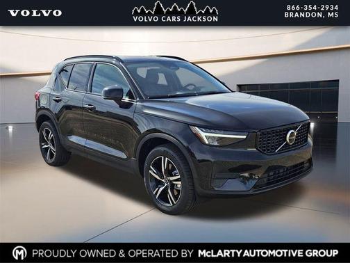 Onyx Black 2026 Volvo XC40 Core, B5 AWD Gas (mild hybrid), Dark