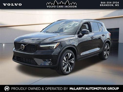 Onyx Black 2026 Volvo XC40 Ultra, B5 AWD Gas (mild hybrid), Dark