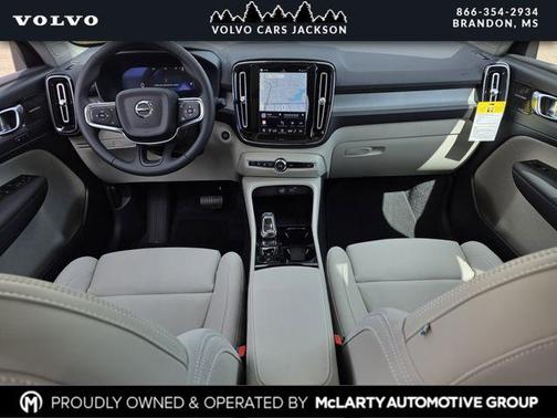 Onyx Black 2026 Volvo XC40 Ultra, B5 AWD Gas (mild hybrid), Dark