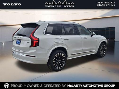 Crystal White Pearl 2026 Volvo XC90 Ultra, B6 AWD Gas (mild hybrid), Gasoline, Bright, 7 Seats