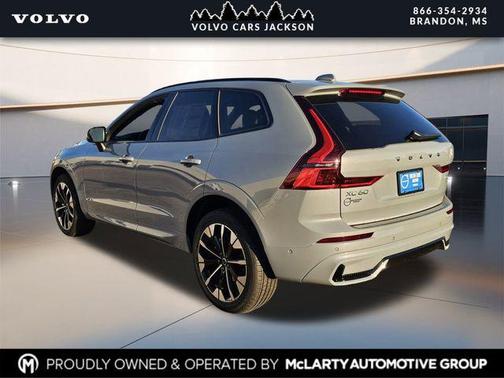 Vapour Grey Metallic 2026 Volvo XC60 B5 Plus