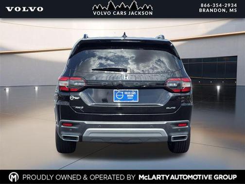 Crystal Black Pearl 2023 Honda Pilot AWD Elite