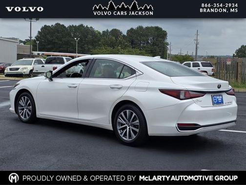 White Pearl 2021 Lexus ES 250 Base