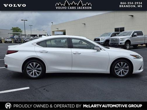White Pearl 2021 Lexus ES 250 Base