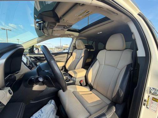 Crystal White Pearl 2024 Subaru Outback Limited