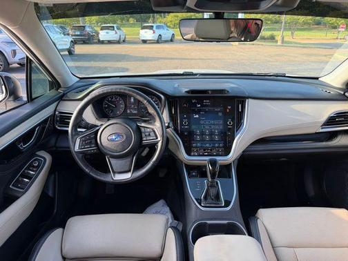 Crystal White Pearl 2024 Subaru Outback Limited