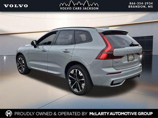Vapour Grey Metallic 2026 Volvo XC60 B5 Plus
