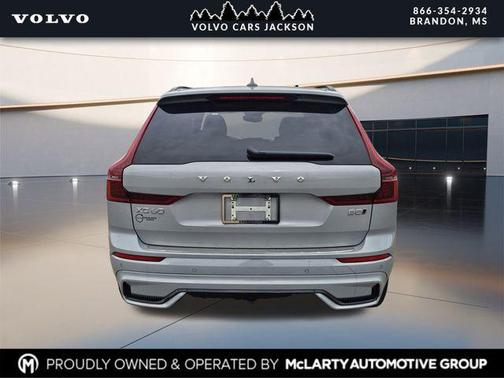 Vapour Grey Metallic 2026 Volvo XC60 B5 Plus