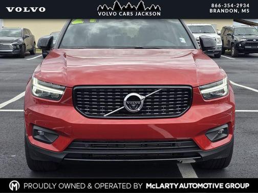 Fusion Red Metallic 2021 Volvo XC40 T5 R-Design