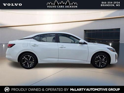 Aspen White Tricoat 2024 Nissan Sentra SV
