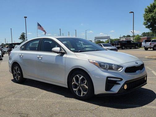 Silky Silver 2021 Kia Forte LXS