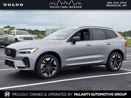 Aurora Silver 2026 Volvo XC60 B5 Plus