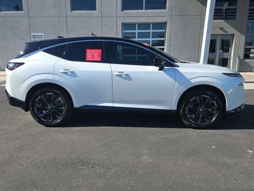 2025 Nissan Murano Platinum