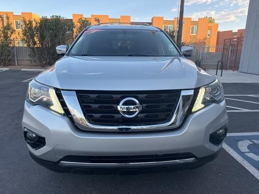 2019 Nissan Pathfinder SL