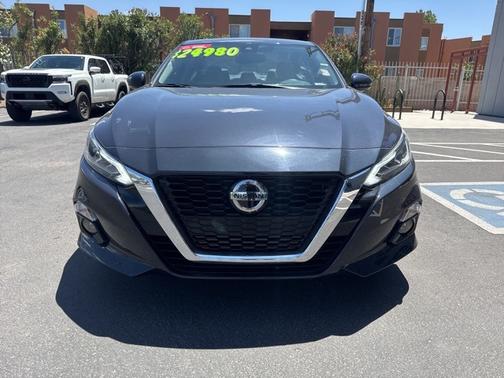 2020 Nissan Altima 2.0 Platinum