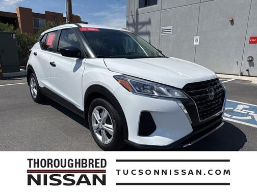 2025 Nissan Kicks S