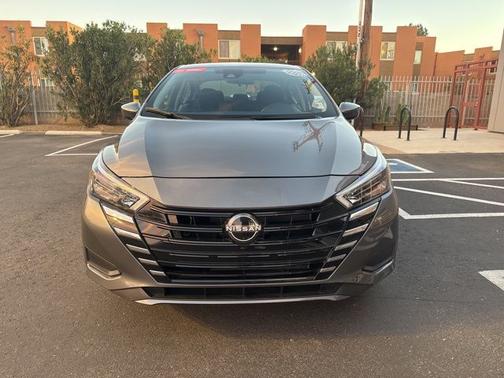 Gun Metallic 2025 Nissan Versa 1.6 SV