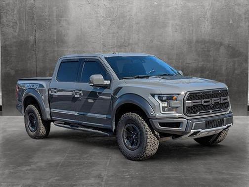 Photo 3 of 16 of 2018 Ford F-150 Raptor
