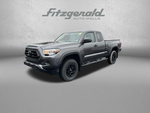 2022 Toyota Tacoma SR