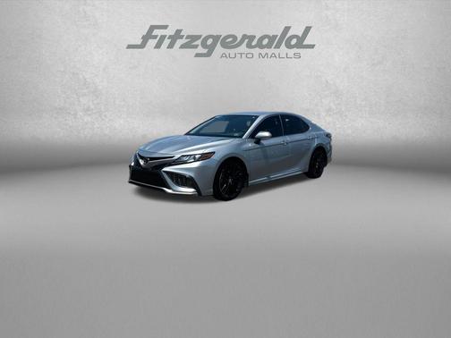 Celestial Silver Metallic 2022 Toyota Camry XSE