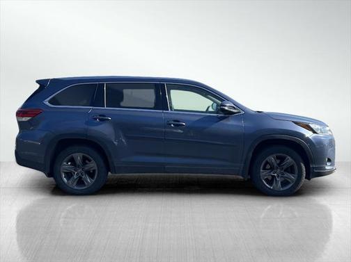 2019 Toyota Highlander Limited Platinum