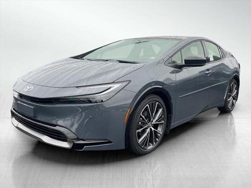 2025 Toyota Prius XLE