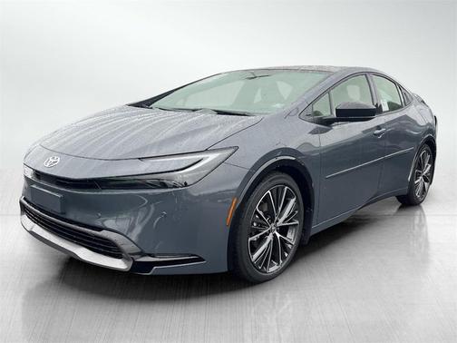 2025 Toyota Prius XLE