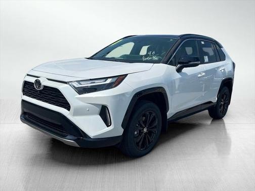 2025 Toyota RAV4 Hybrid SE