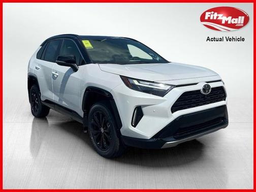 2025 Toyota RAV4 Hybrid SE