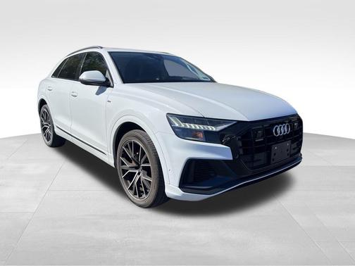 2020 Audi Q8 55 Premium Plus
