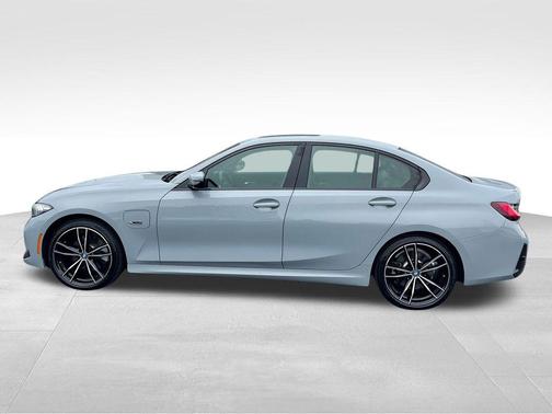 2023 BMW 330e Base