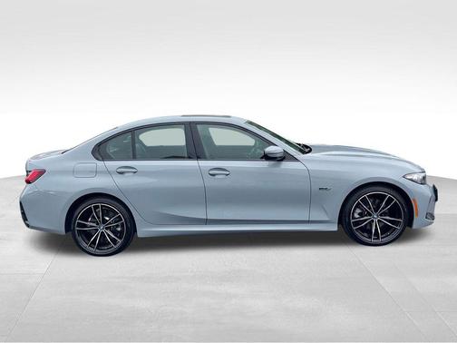 2023 BMW 330e Base