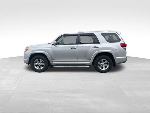 2013 Toyota 4Runner SR5