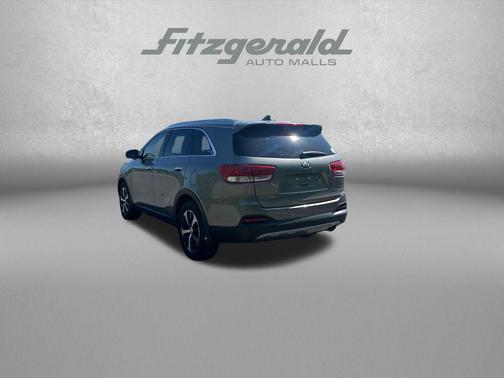 Titanium Silver 2017 Kia Sorento EX