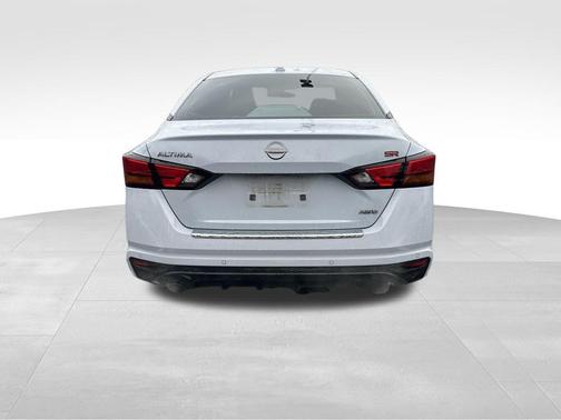 2023 Nissan Altima SR Intelligent AWD
