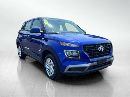 2024 Hyundai VENUE SE