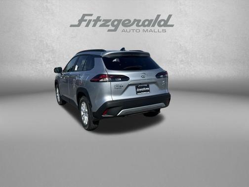 Sonic Silver 2026 Toyota Corolla Cross LE