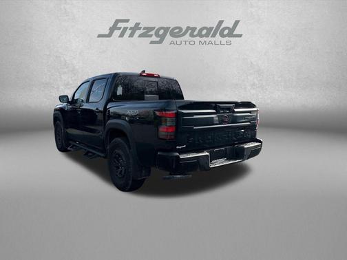 Super Black 2025 Nissan Frontier PRO-4X